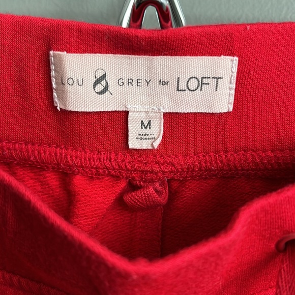 Lou and Grey Loft Signaturesoft red sweatpants women’s size medium - Picture 2 of 2